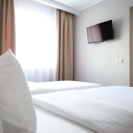 Citi Hotel'S Warszawa-Falenty Рашин Экстерьер фото